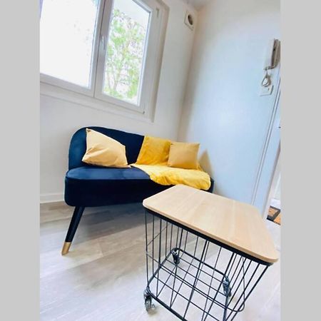 Appartement cosy avec jardin chaleureux Laon Extérieur photo