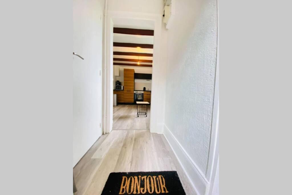 Appartement cosy avec jardin chaleureux Laon Extérieur photo